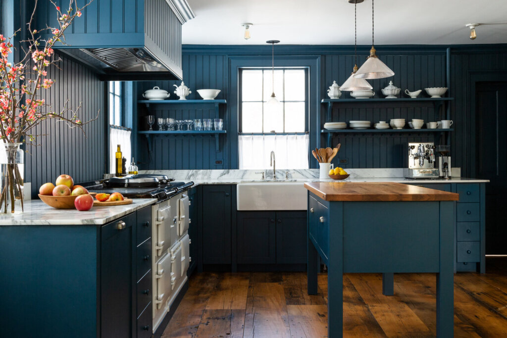 traditional blue mood kitchen cabinets