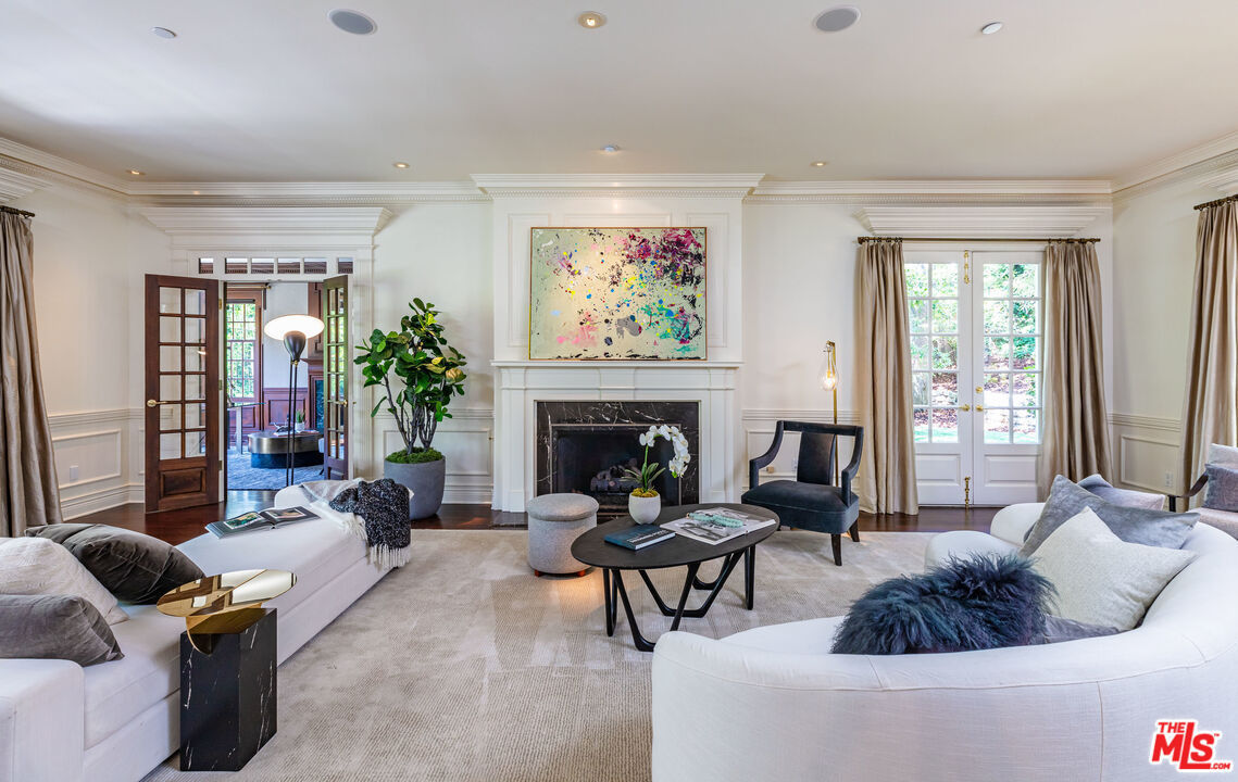 Traditional elegance casual comfort living room