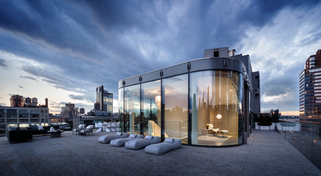The full rooftop area is unusual and very desirable.
