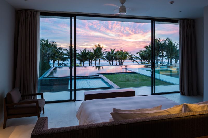 Tropical Beachfront Villa bedroom