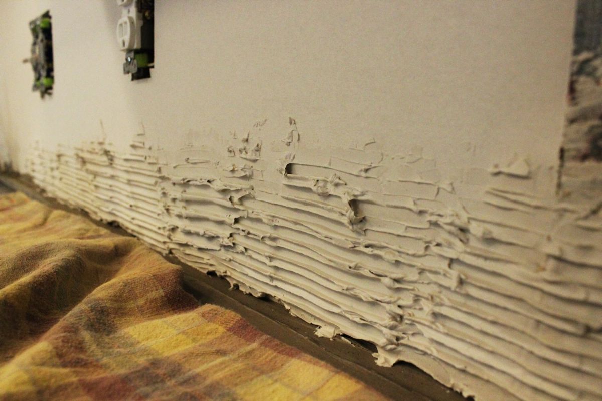 Trowel marks should be in the same direction