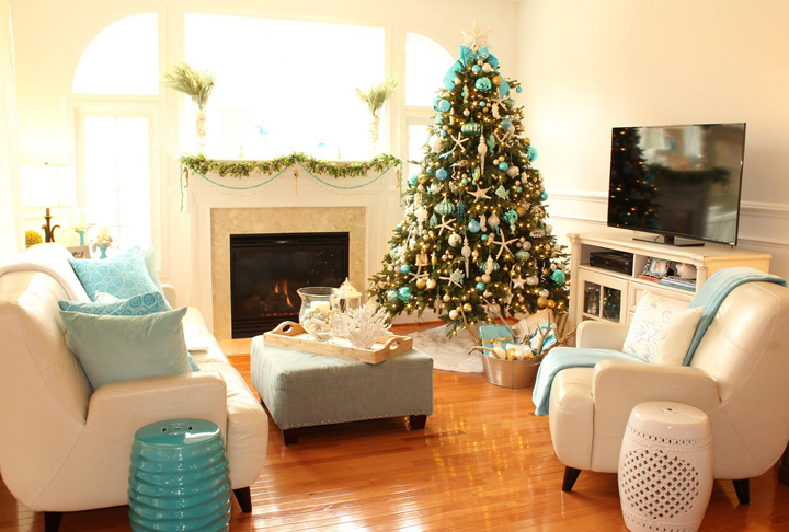 Coastal-Themed Christmas Trees And Other Inspiring Decor Ideas