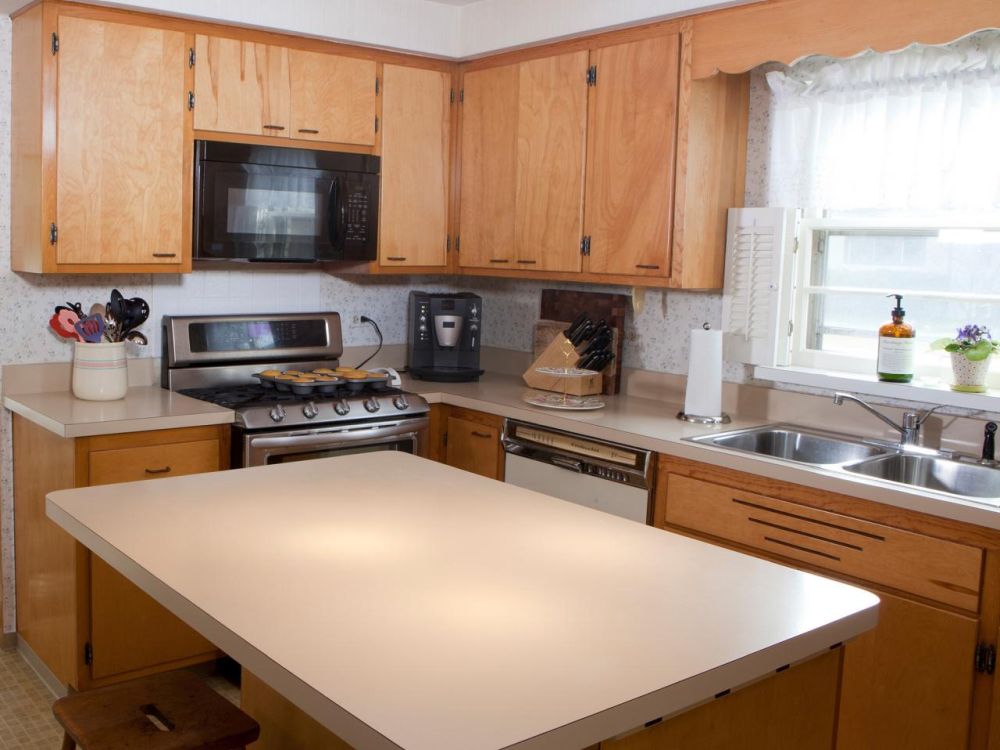 Unfinished and old kitchen cabinets 2