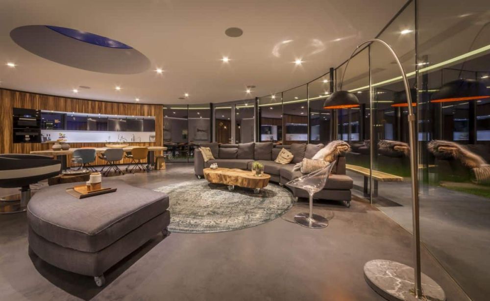 Unique circula 360 Villa design by 123DV living room