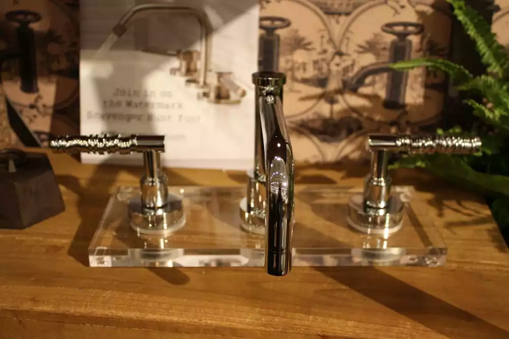 Unique faucet design