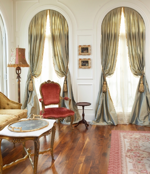 Use a Curved Rod in the Arch