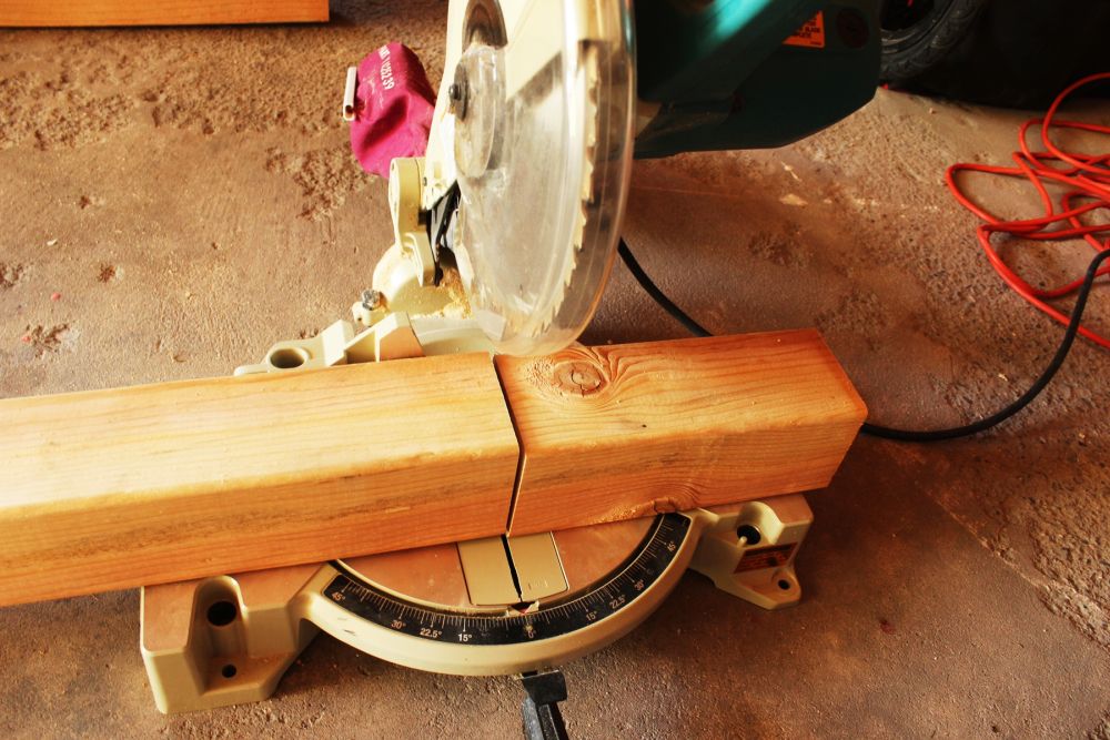 Use a miter saw to cut your 4x4 precisely