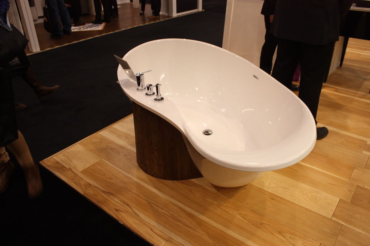 Vanico Maronyx Wall tub