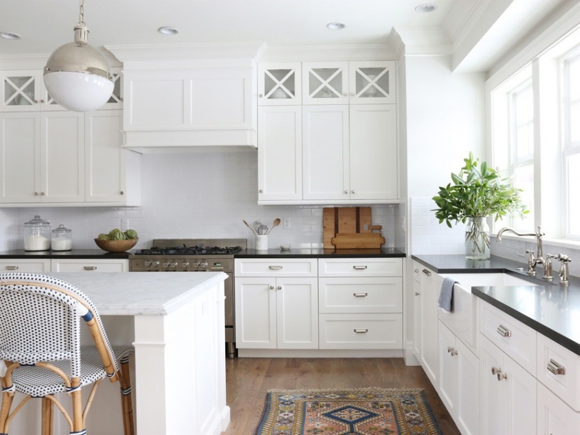 Vanilla white kitchen