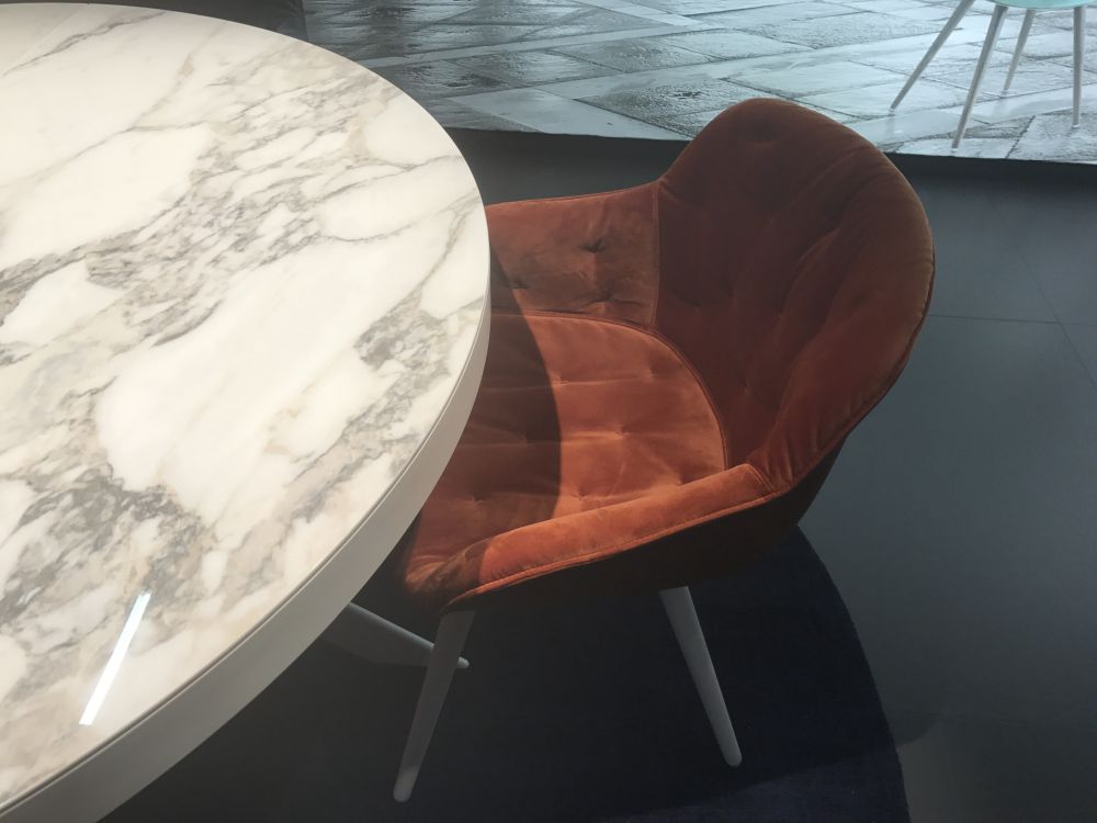 Velvet Calligaris chairs with tufted pattern
