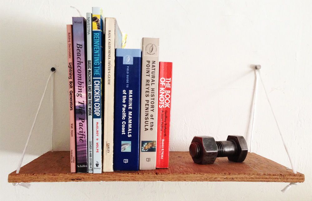 Wall Hanging Shelf with String