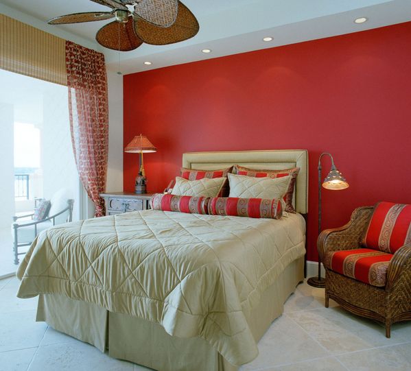 Wall behind the bed in red