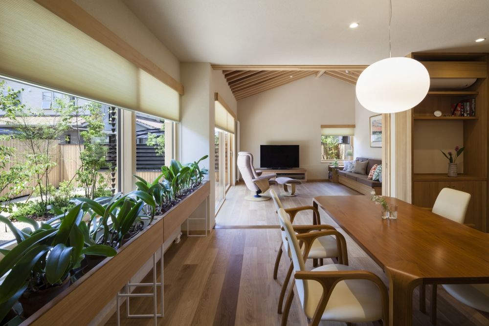 Warm Final Residence designed by Takashi Okuno wood materials