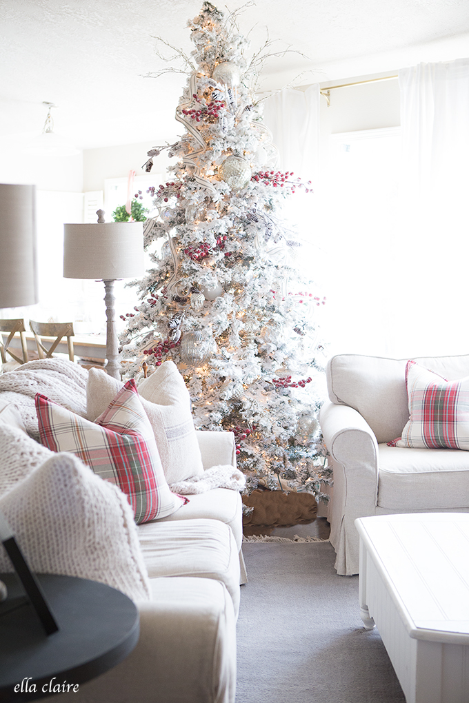 White Christmas Tree Decor Ideas