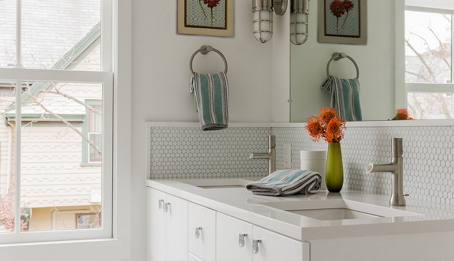 White penny tiles for bathroom backsplash
