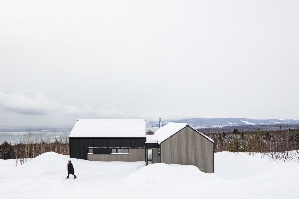 Winter on La malbaie Canada - The Chalet du Bois Flotté