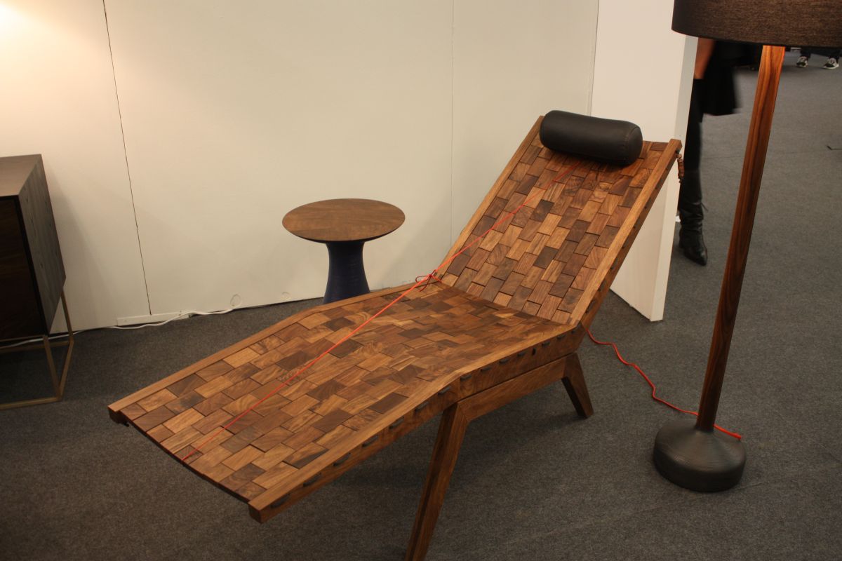 Wood Lounge Chair Design