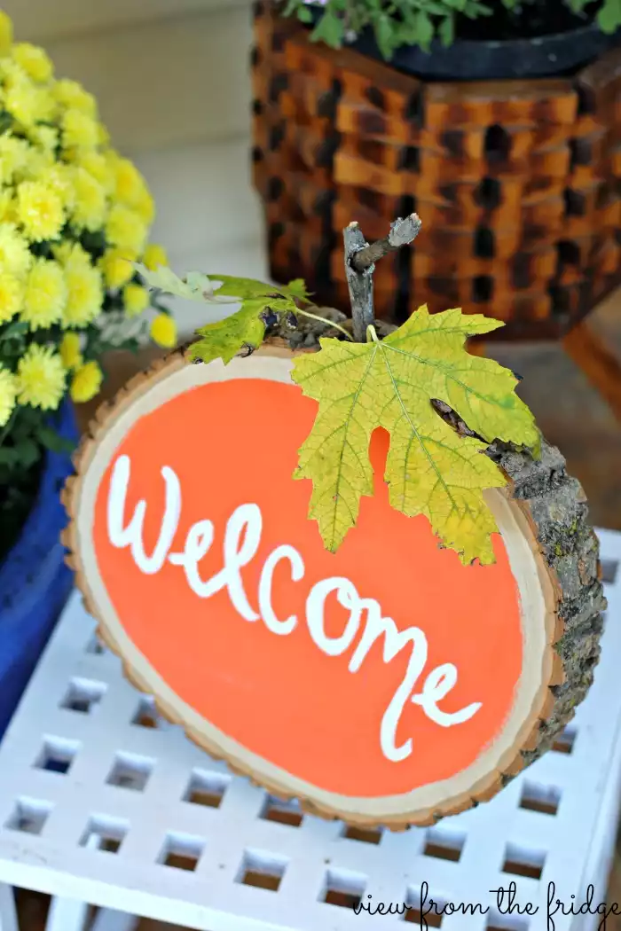 Wood slice Welcome Sign