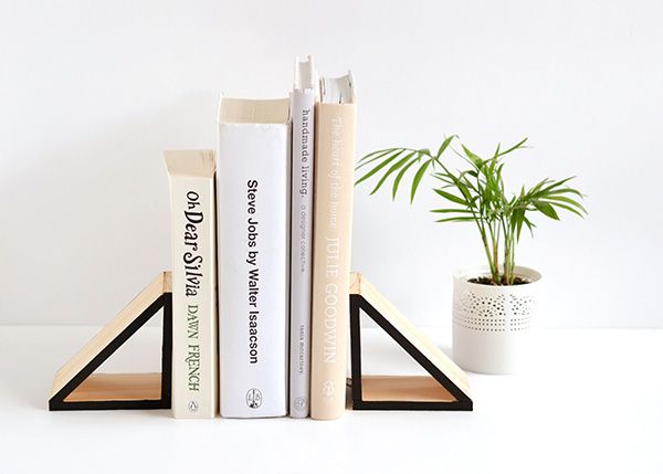 Wood triangle bookends