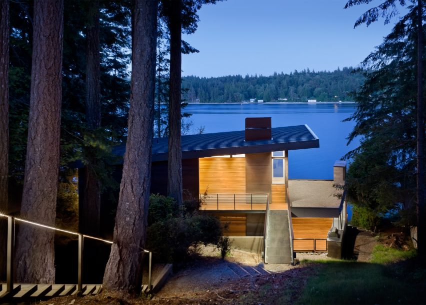 Wood waterfront house in Seattle by First Lamp Architects Night View