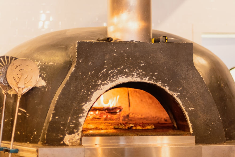 Features of an Outdoor Pizza Oven