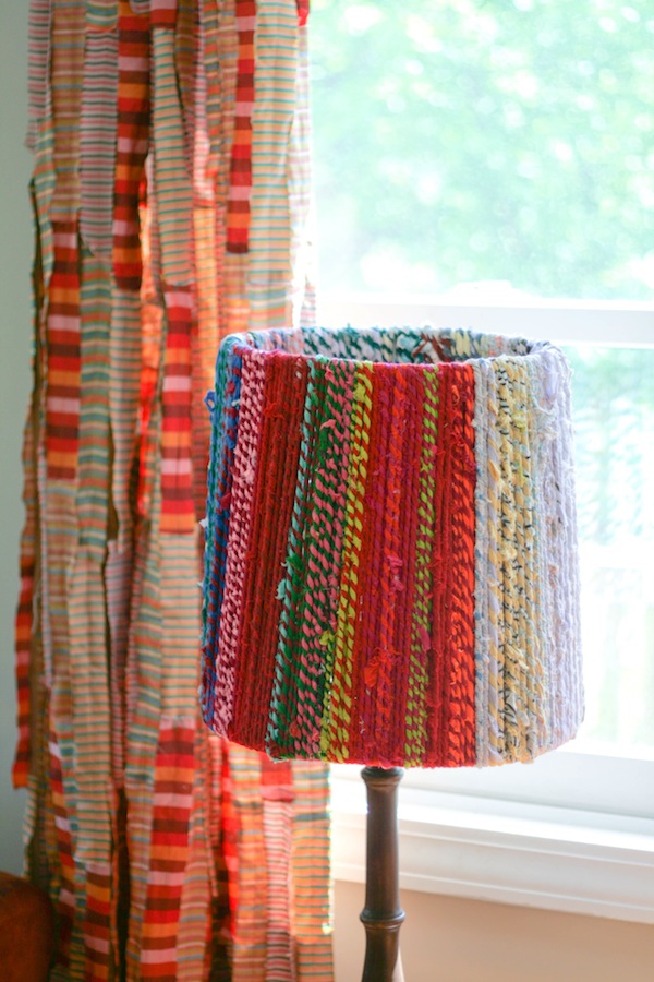 Yarn Lampshade DIY