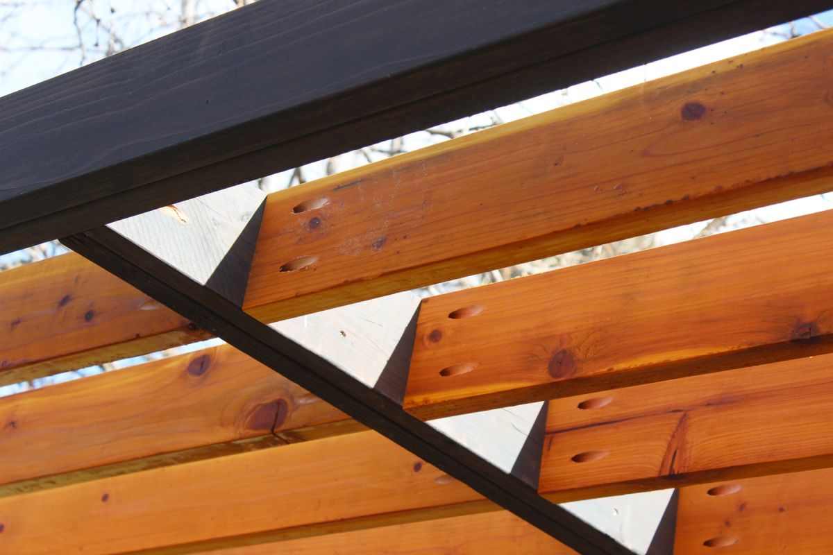 How to Install Modern Pergola Rafters Without Brackets - final result