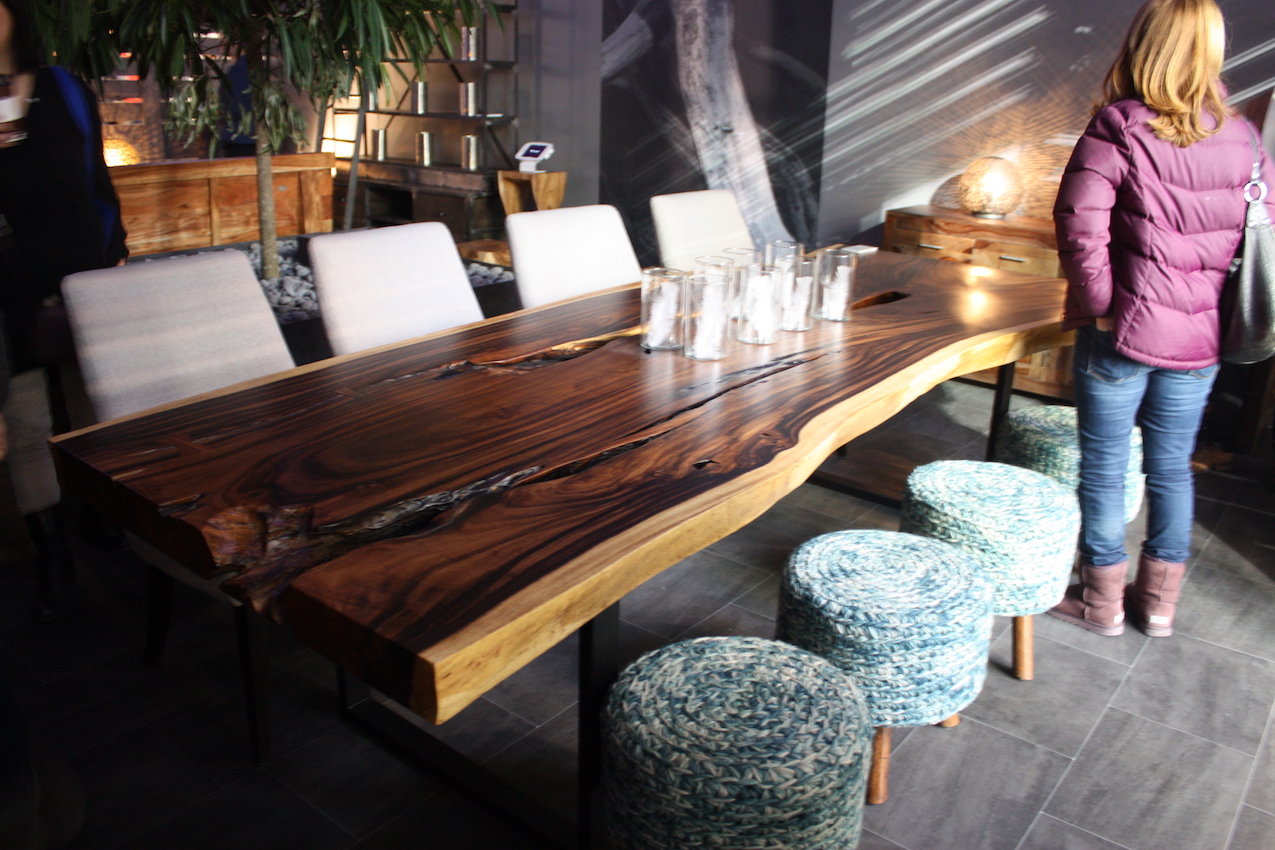 artemano live edge table