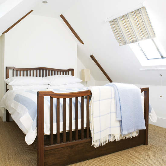 Attic bedroom ideas36