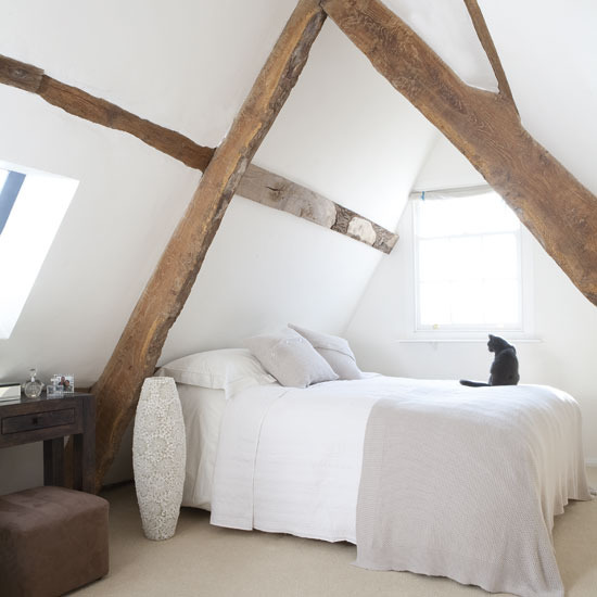 Attic bedroom ideas38