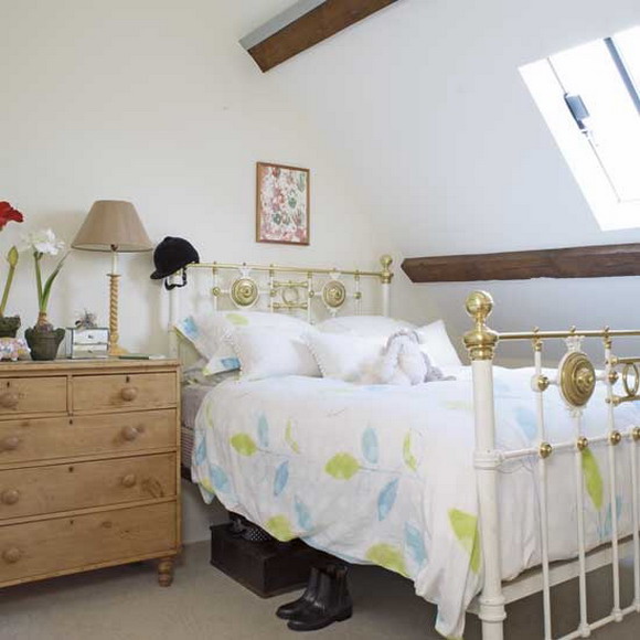 Attic bedroom ideas5