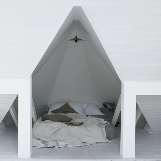 Attic bedroom ideas7