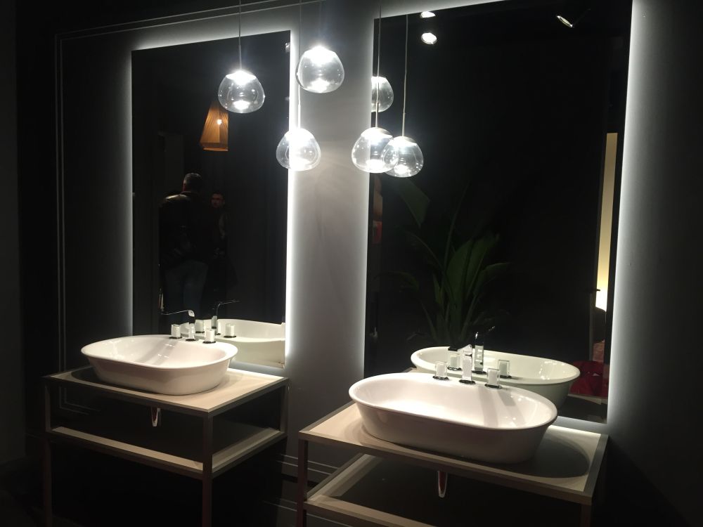 Backlit mirror LED lighting for a perfect and stylish mood