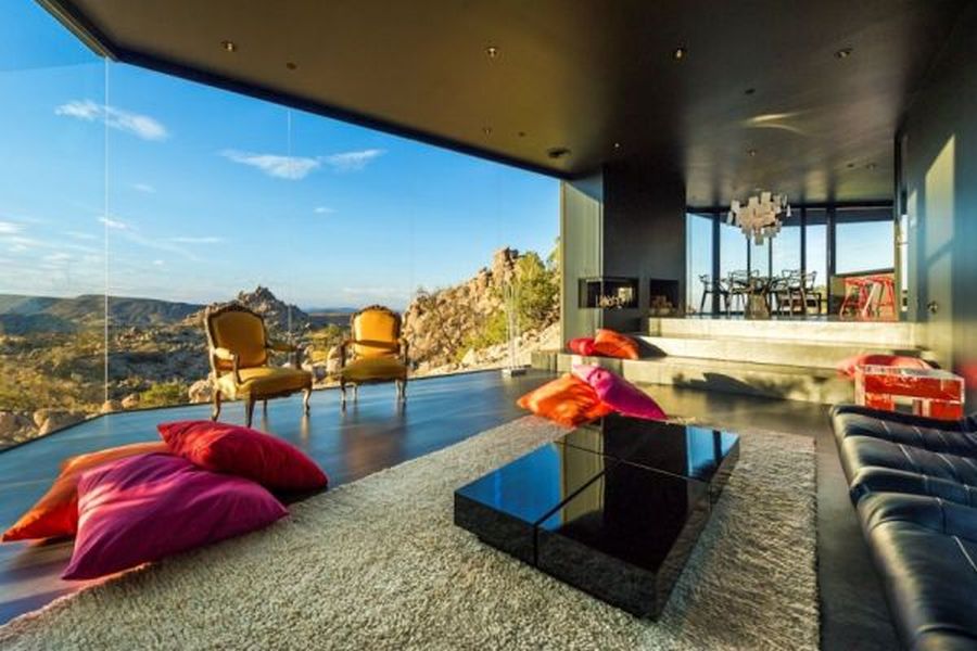 Black desert house contemporary living room