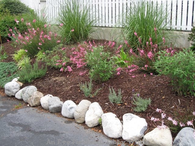 boulder-rocks-to-create-edging