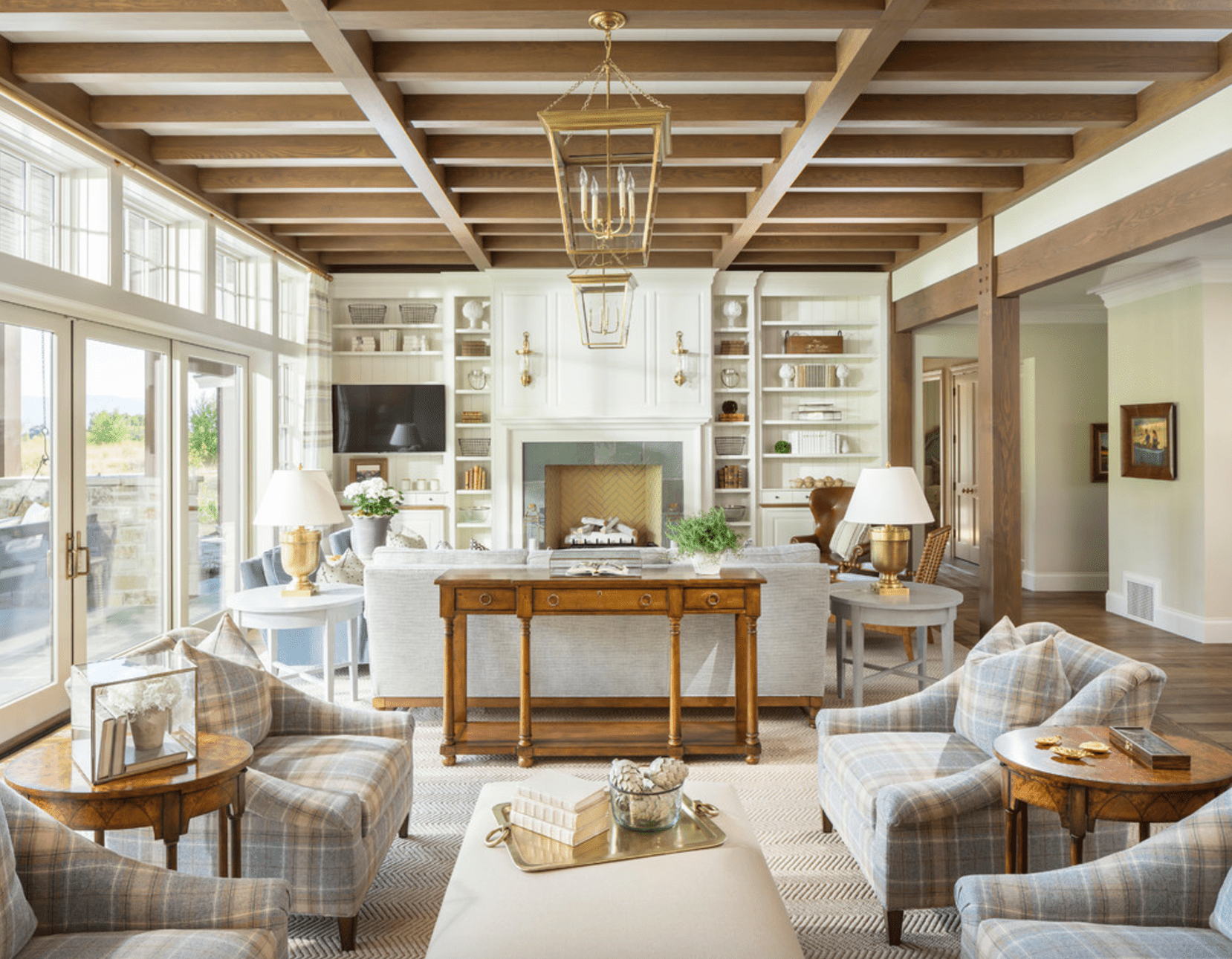 Bright rustic living room idea