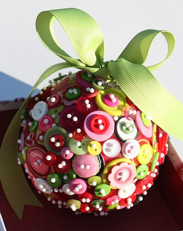 Buttons christmas ball