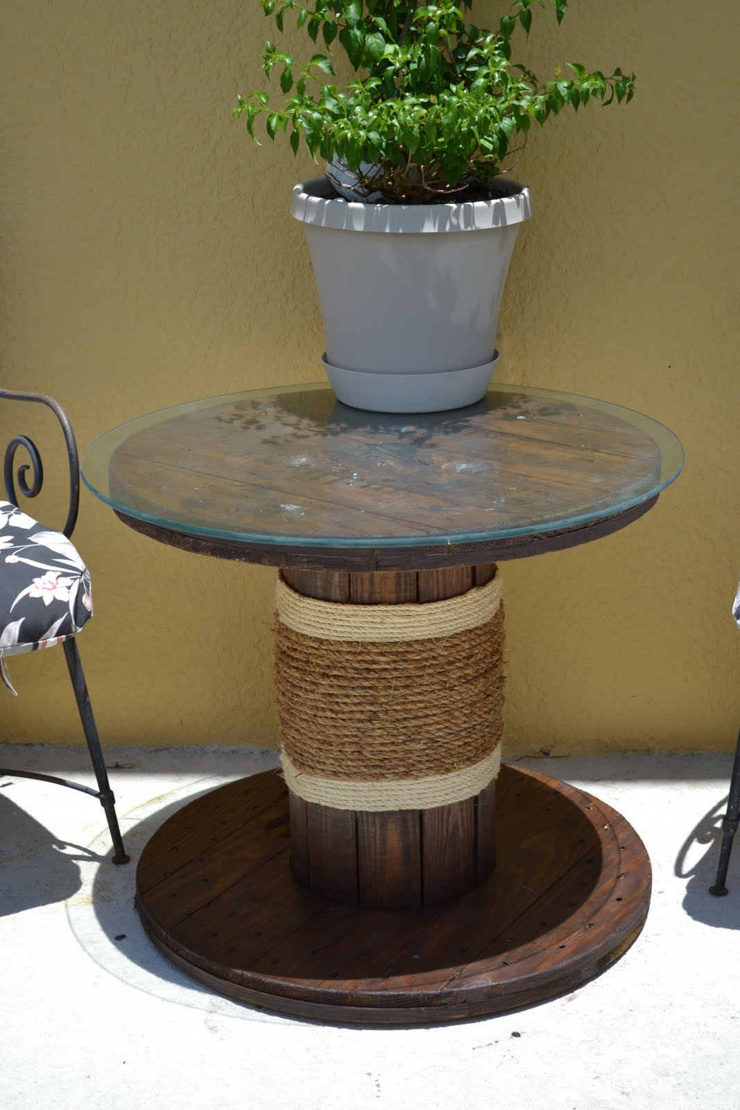 Cable spool coffee table
