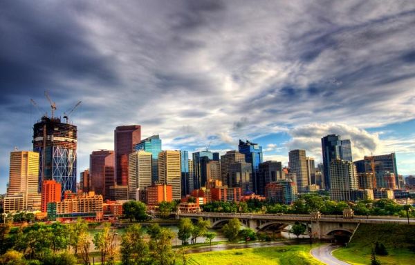 Calgary alberta skyline