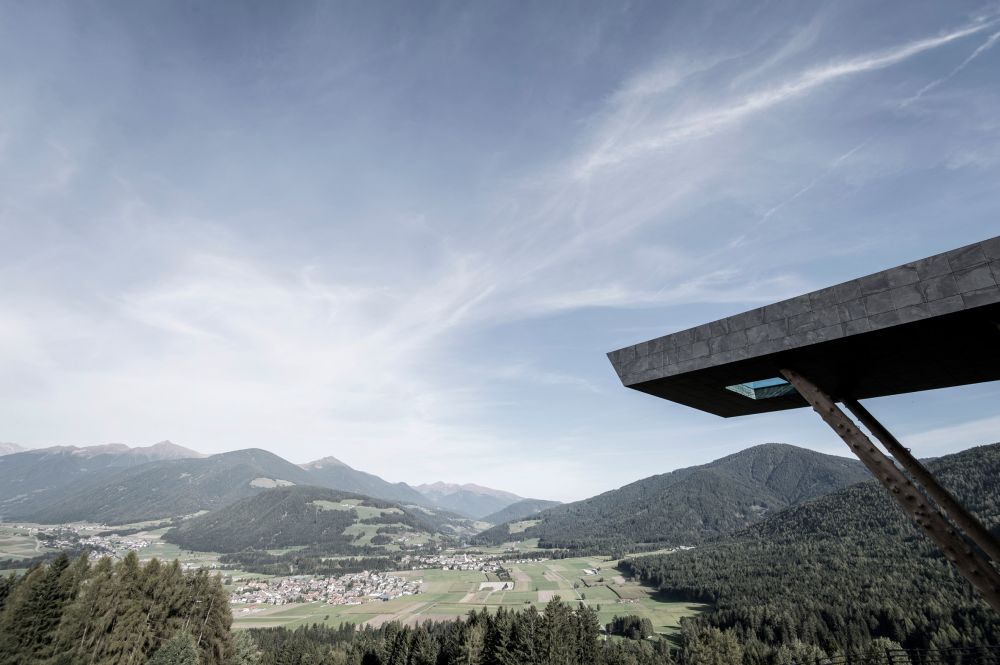 Cantilevered sky pool with views