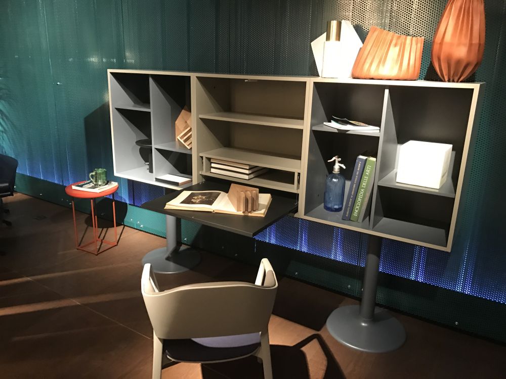 Cassina wooden modular and stackable container
