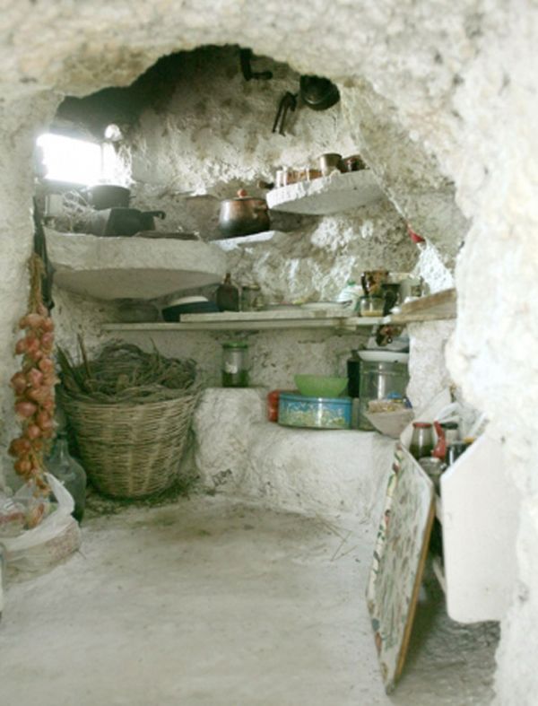 Cave house4