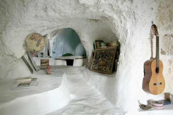 Cave house6