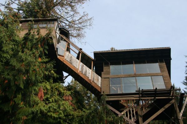 Cedar creek treehouse1