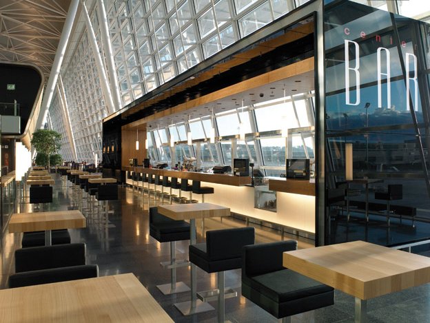 Center bar at zurich airport