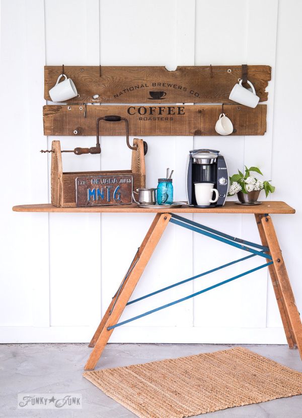 Coffee sign mug holder