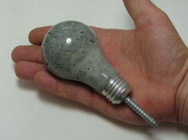 Concrete Lightbulb Wall Hook3