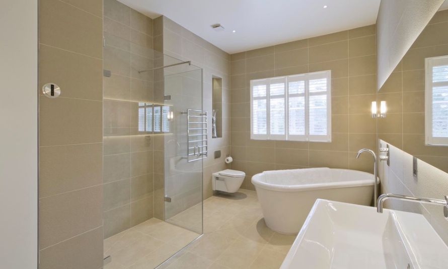 contemporary-bathroom-with-corner-freestanding-tub