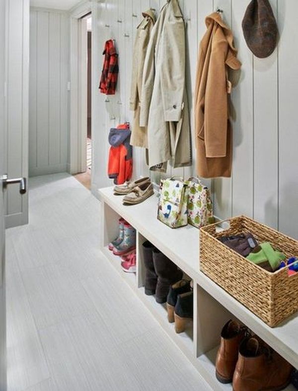 Contemporary small entryway design