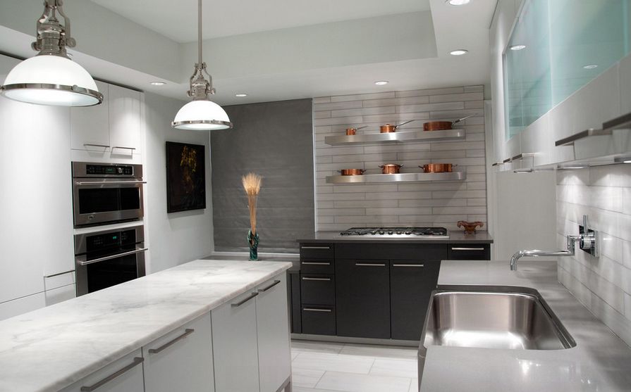 copper-pots-on-stainless-steel-shelves